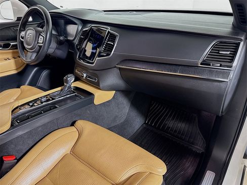 Used 2021 Volvo XC90 T6 Inscription w/ Advanced Package image 30