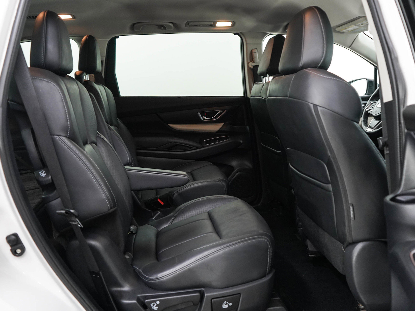 Used 2019 Subaru Ascent Limited w/ Popular Package #3 AWD/4WD image 12