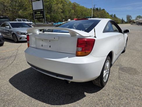 Used 2001 Toyota Celica GT FWD image 9