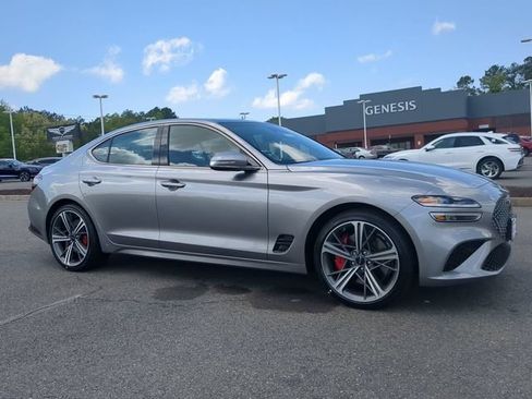 Used 2025 Genesis G70 2.5T w/ Sport Prestige Package RWD image 2