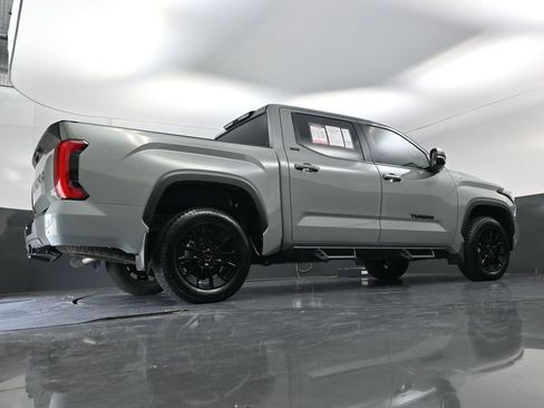 Used 2025 Toyota Tundra SR5 AWD/4WD image 19