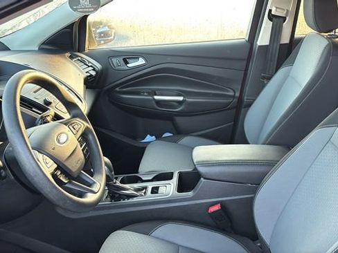 Used 2018 Ford Escape SE FWD image 22