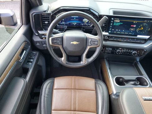 Used 2024 Chevrolet Silverado 3500 High Country w/ Technology Package image 20