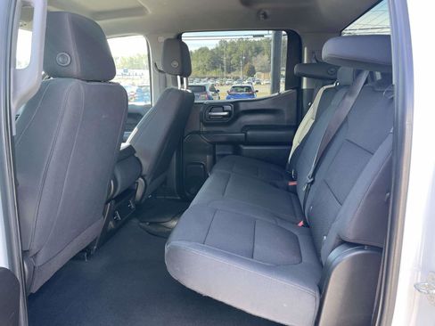 Used 2021 Chevrolet Silverado 1500 Custom w/ Safety Confidence Package image 10