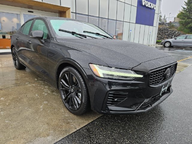 Used 2024 Volvo S60 T8 Ultimate w/ Climate Package AWD/4WD image 3