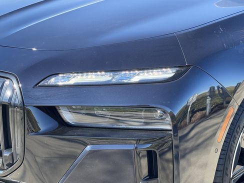 Certified 2023 BMW 740i 740i w/ Executive Package image 6