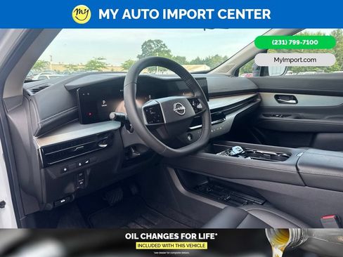 Used 2025 Nissan Murano SL AWD/4WD image 8