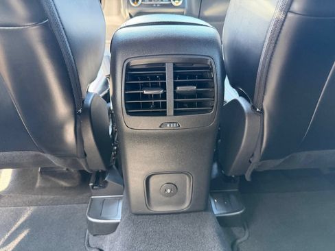 Used 2025 Ford Escape ST-Line AWD/4WD image 27