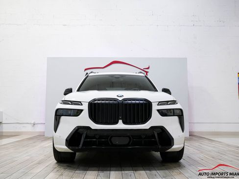 Used 2024 BMW X7 xDrive40i w/ M Sport Package image 31