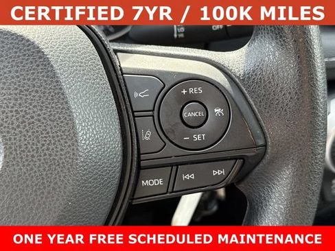 Used 2022 Toyota RAV4 LE AWD/4WD image 23