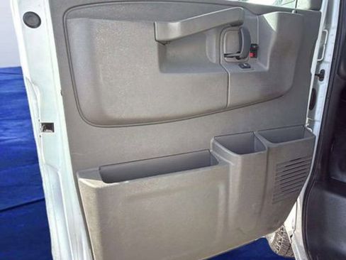 Used 2023 Chevrolet Express 3500 w/ Driver Convenience Package image 15