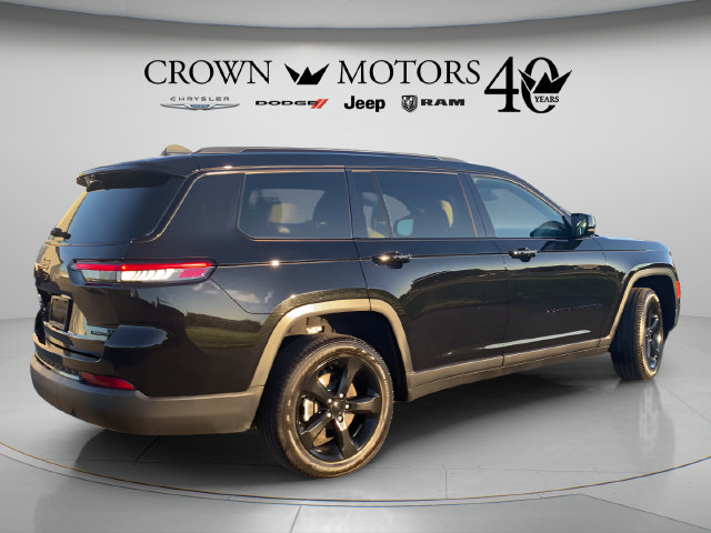 Used 2025 Jeep Grand Cherokee L Limited w/ Luxury Tech Group II AWD/4WD image 5