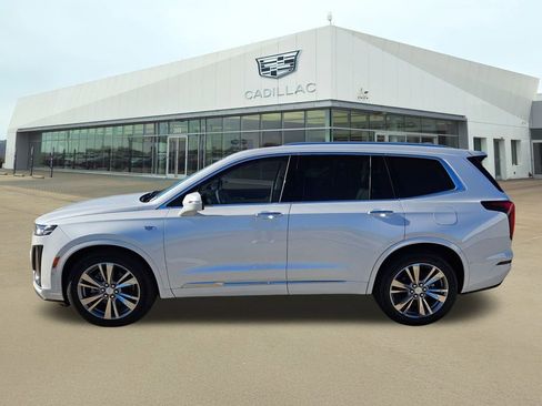 New 2025 Cadillac XT6 Premium Luxury w/ Technology Package image 3