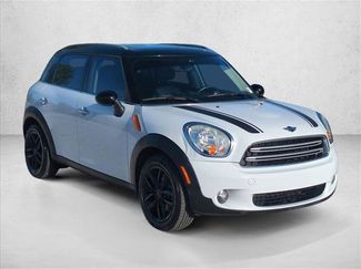Used 2016 MINI Cooper Countryman video 3