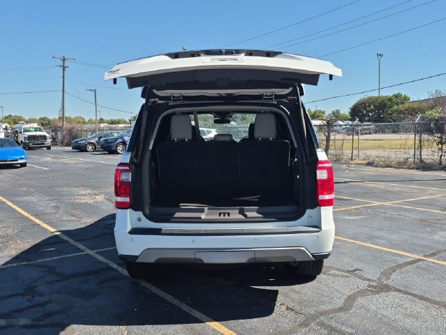 Used 2020 Ford Expedition XLT w/ Equipment Group 202A AWD/4WD image 7