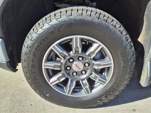 Certified 2024 GMC Sierra 1500 AT4 w/ Technology Package image 22