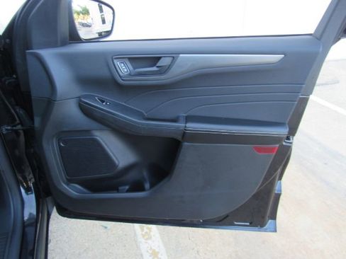 Used 2024 Ford Escape Active FWD image 19