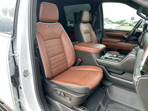 Used 2024 GMC Sierra 2500 Denali Ultimate image 24