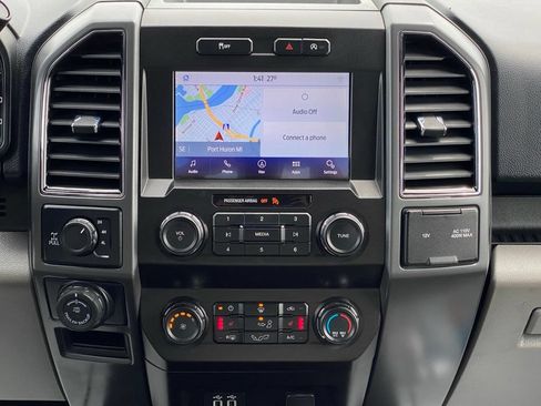 Used 2020 Ford F150 XLT w/ Equipment Group 302A Luxury AWD/4WD image 22