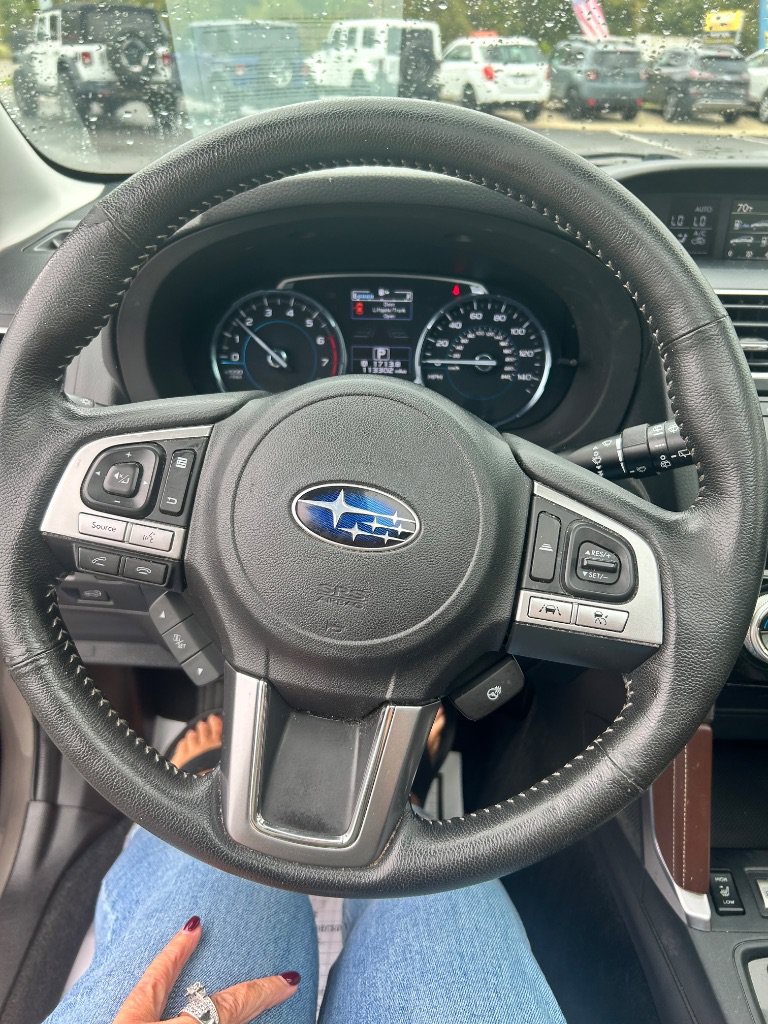 Used 2018 Subaru Forester 2.5i Touring AWD/4WD image 12