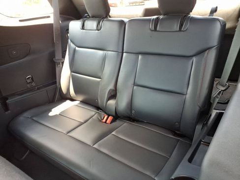 Used 2025 Ford Explorer ST-Line AWD/4WD image 14
