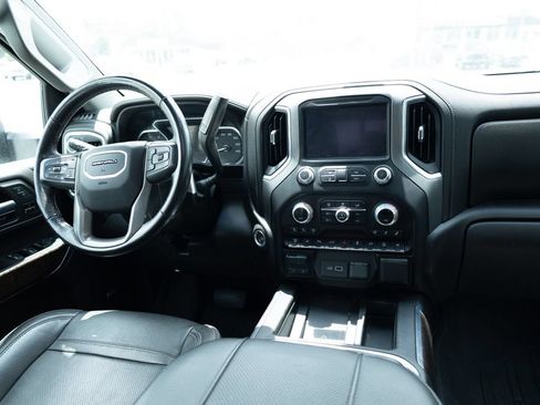 Used 2023 GMC Sierra 3500 Denali w/ Denali Ultimate Package AWD/4WD image 11