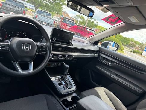 Certified 2025 Honda CR-V EX image 24