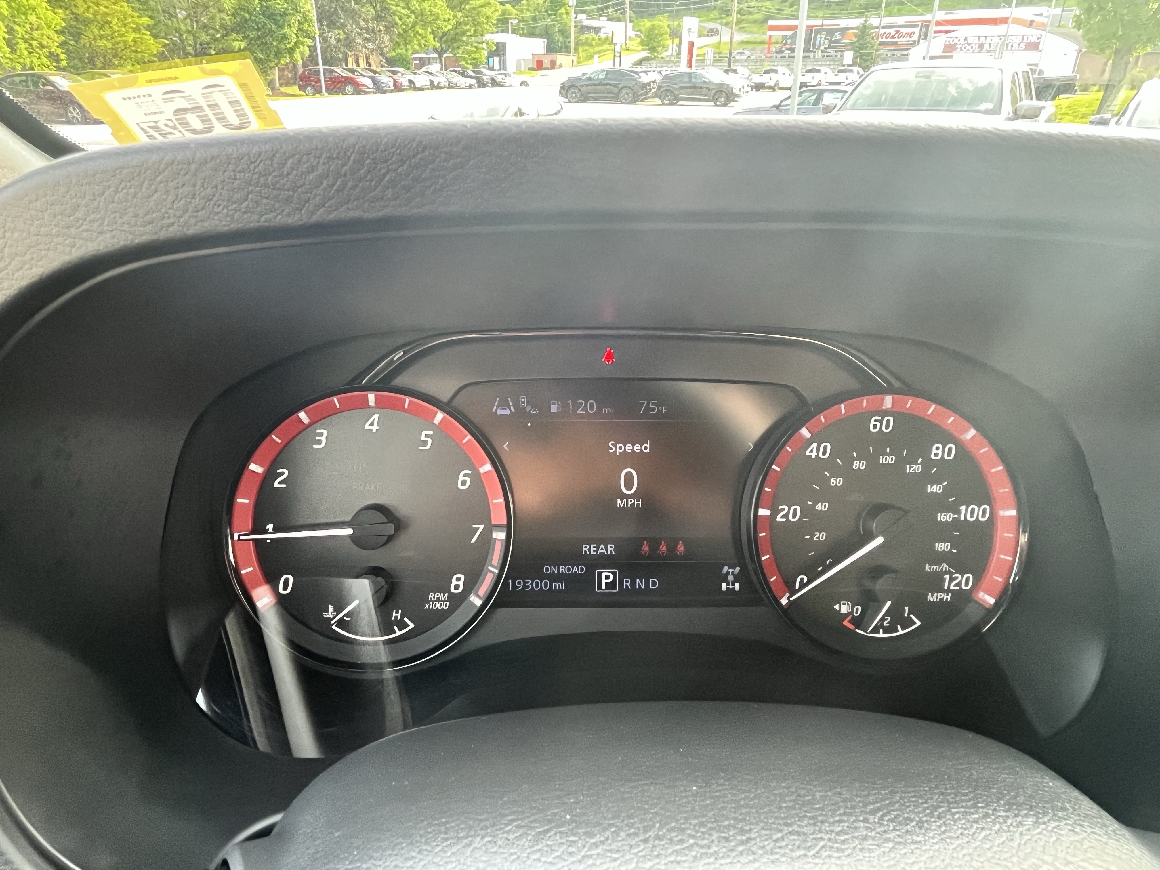 Used 2026 Nissan Frontier PRO-4X AWD/4WD image 18