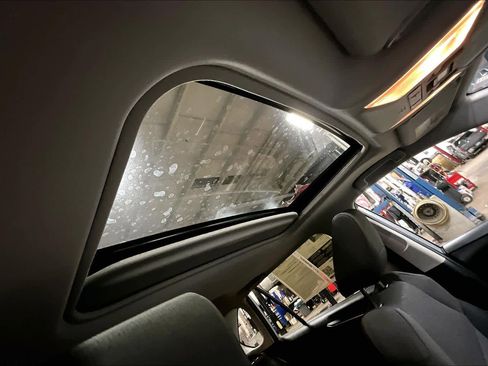 Used 2019 Toyota RAV4 XLE image 13