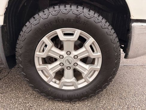 Used 2016 Nissan Titan SL image 20