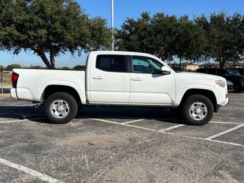 Used 2023 Toyota Tacoma SR image 4