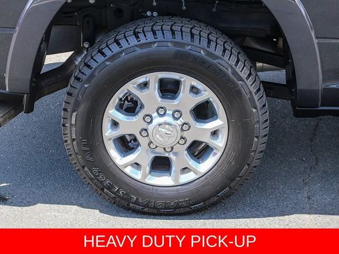 Used 2022 RAM 2500 Laramie AWD/4WD image 9