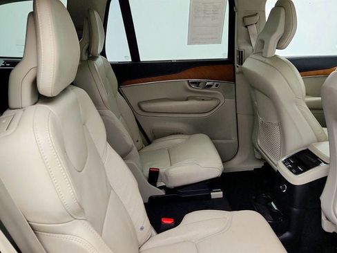 Used 2020 Volvo XC90 T8 Inscription w/ Protection Package Premier AWD/4WD image 24