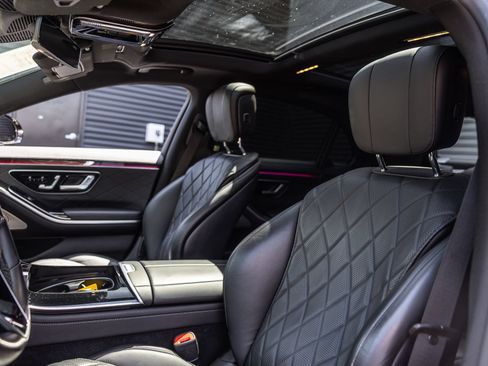 Used 2021 Mercedes-Benz S 580 4MATIC Sedan image 5