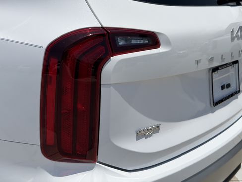 Certified 2024 Kia Telluride S FWD image 10
