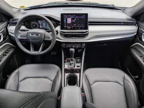 Certified 2024 Jeep Compass Limited AWD/4WD image 19
