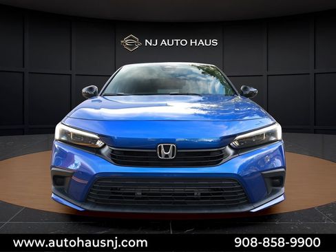 Used 2024 Honda Civic Sport image 3