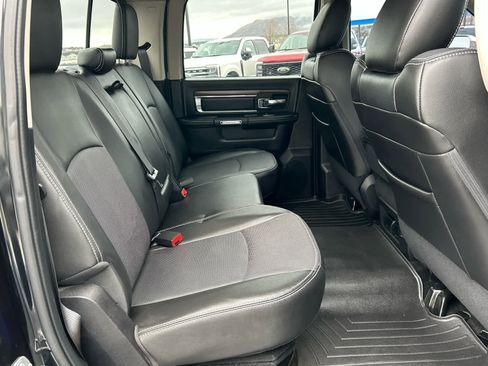 Used 2015 RAM 1500 Laramie w/ Convenience Group image 20