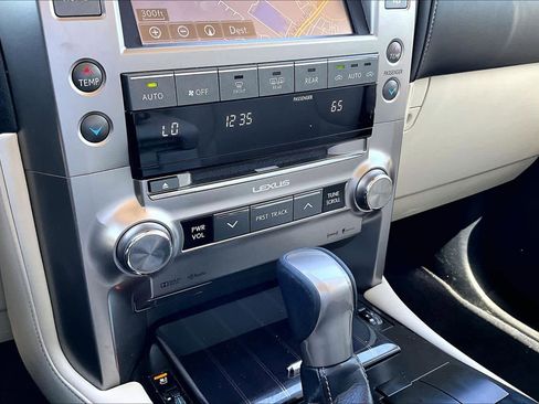 Used 2020 Lexus GX 460 Premium image 35