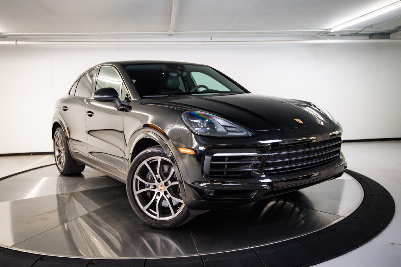 Certified 2023 Porsche Cayenne Platinum Edition AWD/4WD image 9