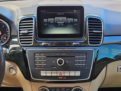 Used 2017 Mercedes-Benz GLE 350 image 16