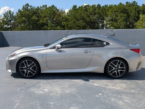 Used 2017 Lexus RC 200t F Sport RWD image 2