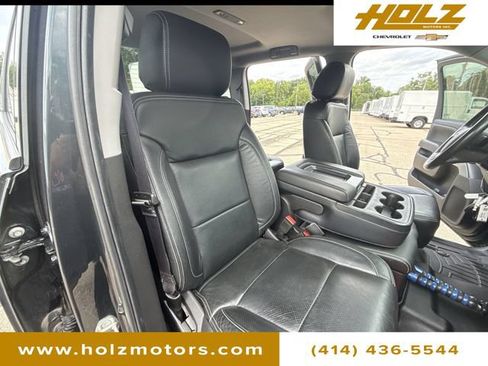 Used 2017 Chevrolet Silverado 1500 LT w/ All Star Edition AWD/4WD image 25