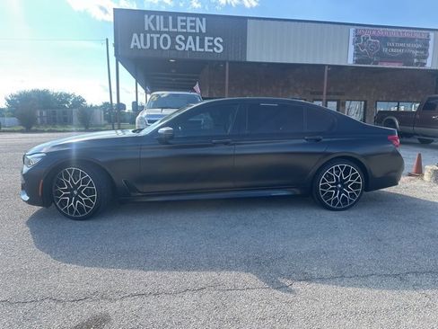 Used 2017 BMW 740i 740i image 1