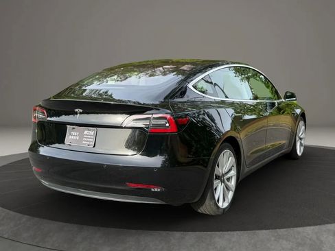 Used 2018 Tesla Model 3 Mid Range RWD image 6