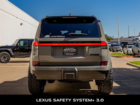 Used 2026 Lexus GX 550 w/ Accessory Package (2T) image 8