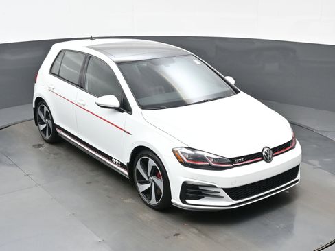 Used 2018 Volkswagen GTI SE FWD image 39