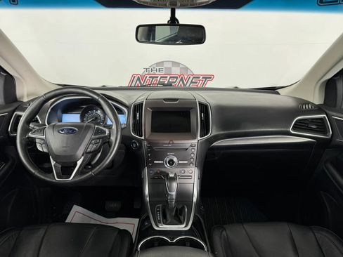 Used 2017 Ford Edge Titanium w/ Equipment Group 301A AWD/4WD image 11