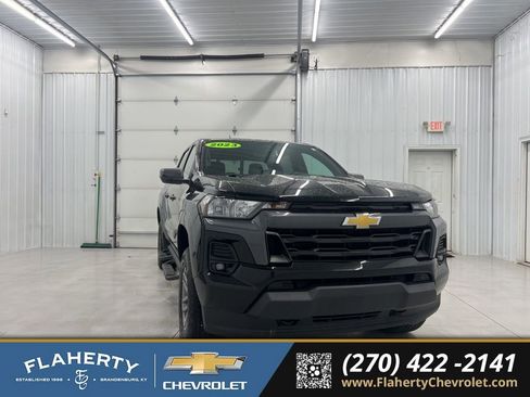 Used 2023 Chevrolet Colorado LT w/ LT Convenience Package II image 1