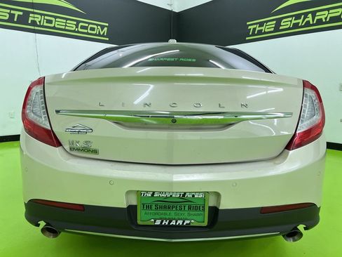 Used 2015 Lincoln MKS w/ Equipment Group 101A FWD image 8